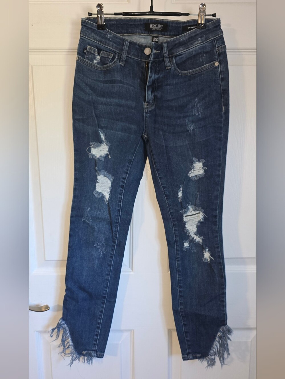 Judy Blue Distressed Dark Blue Ankle Jeans with Frayed Hem